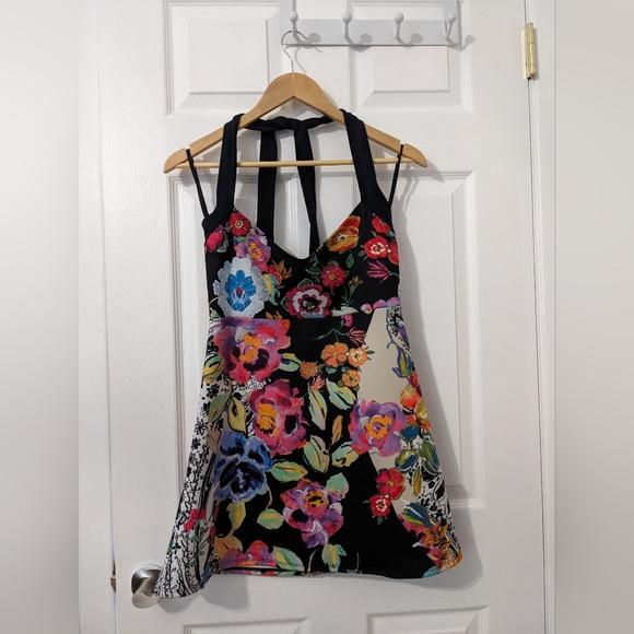 Top Métamorphose médium - Picture 2 of 7